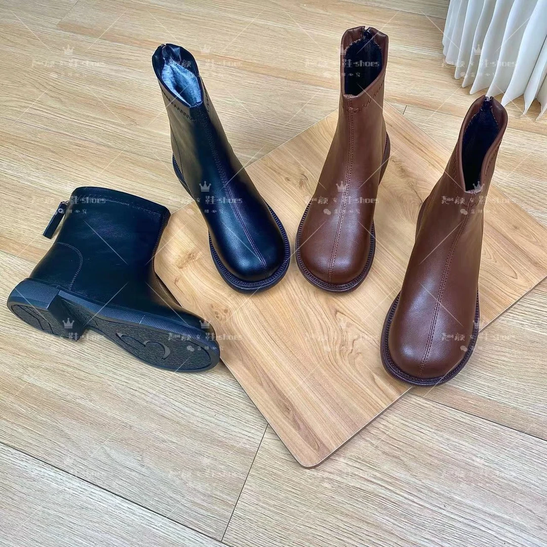 【翘颜女鞋】新款百搭显瘦时尚切尔西舒适加绒软皮软底短靴8818