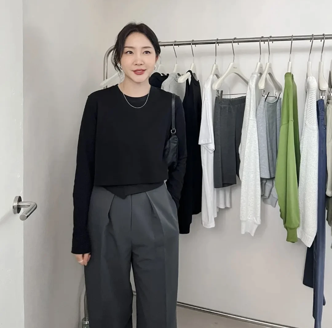 widelia2022秋冬新款辣妹短款小个子纯色简约圆领百搭长袖T恤9015