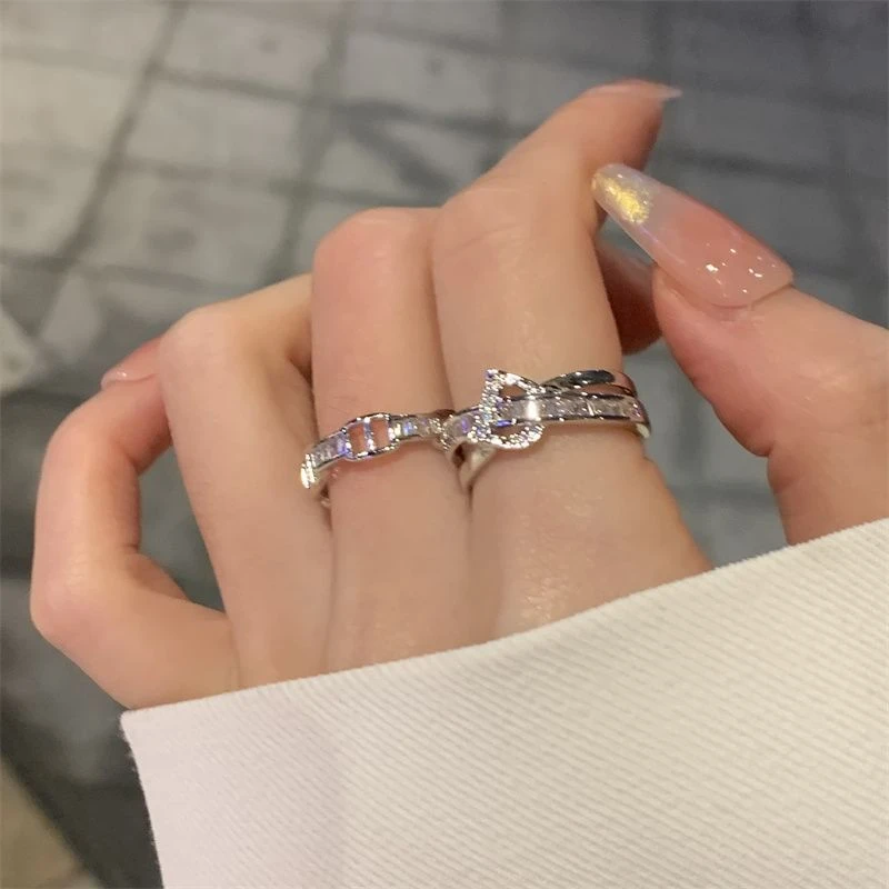 【高定】银色Ｄ字母猪鼻戒指女小众时尚个性开口食指戒冷淡风轻