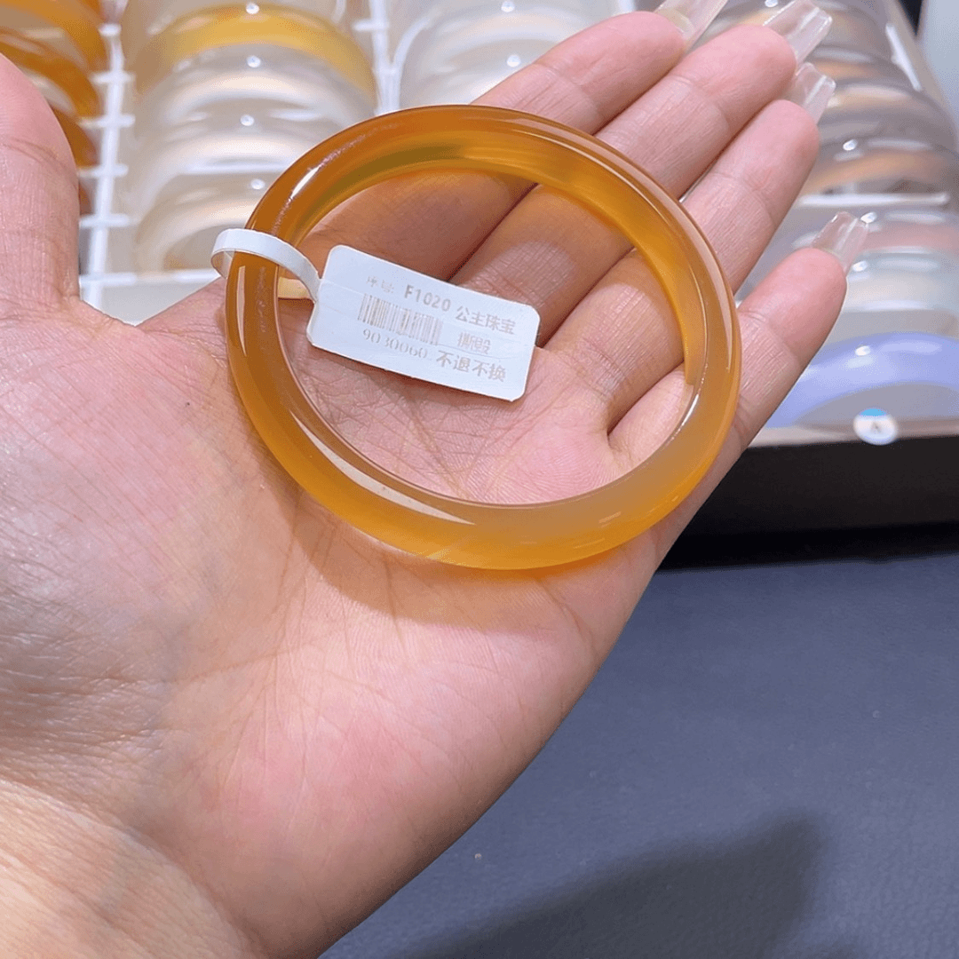 【闪购商品】玛瑙/玉髓手镯未镶嵌K****?55.7