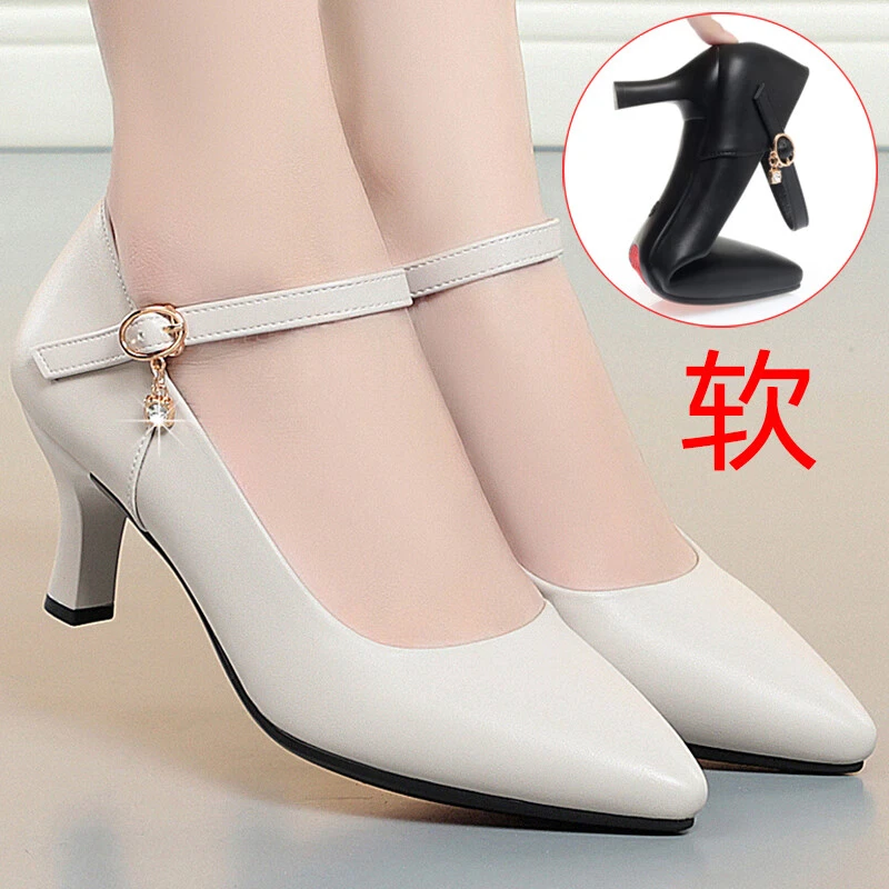 春秋时尚高跟一字扣带尖头走秀皮鞋工作鞋女黑色工装职业单鞋女鞋