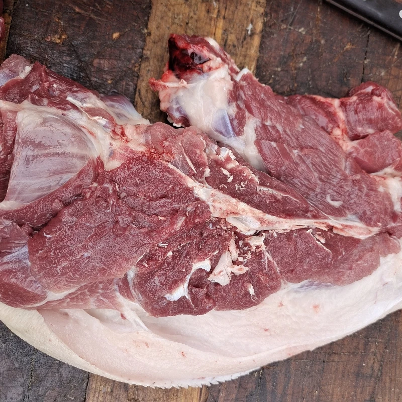 【土猪肉1号】现称现卖大别山黑毛土猪肉*吃粗粮热食的农村土猪肉
