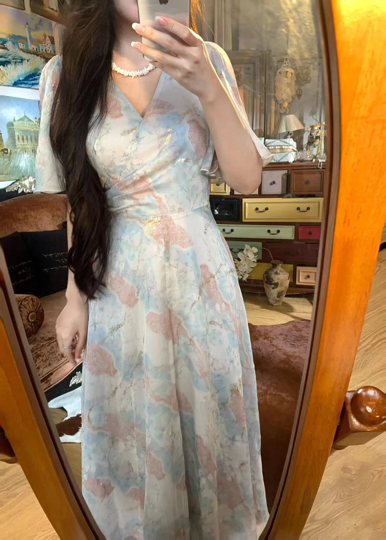 清仓《新品》夏季新款法式蓝色大花烫金V领气质A摆显瘦连衣裙J133