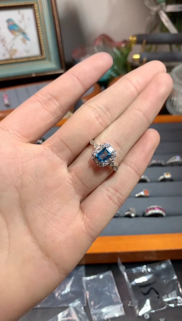 【闪购商品】水晶.银S925镶嵌A158