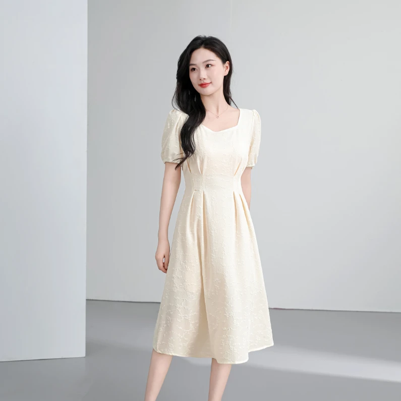 泡泡袖高级感圆领连衣裙女装夏季新款长裙子显瘦MZ