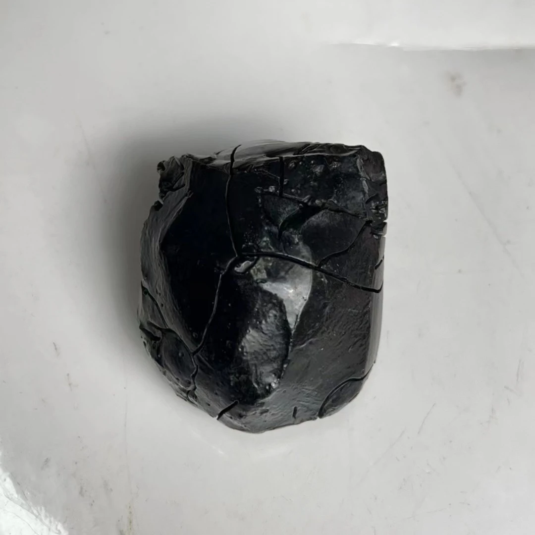 广西高碳陨石挂件手工工艺品