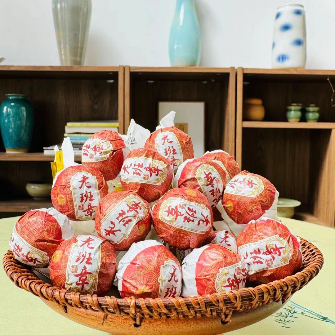 春居四时2024年普洱生茶【老班章龙珠】迷你小沱茶龙珠