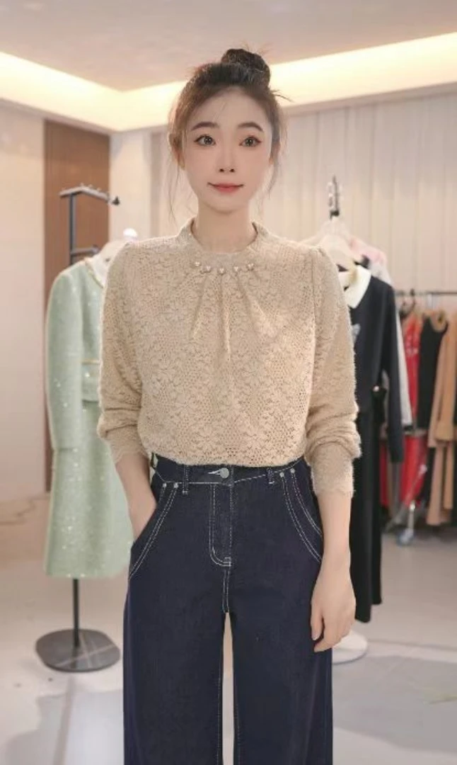 Z8112加绒  2024秋季新款蕾丝拼接休闲气质显瘦长袖百搭女士上衣