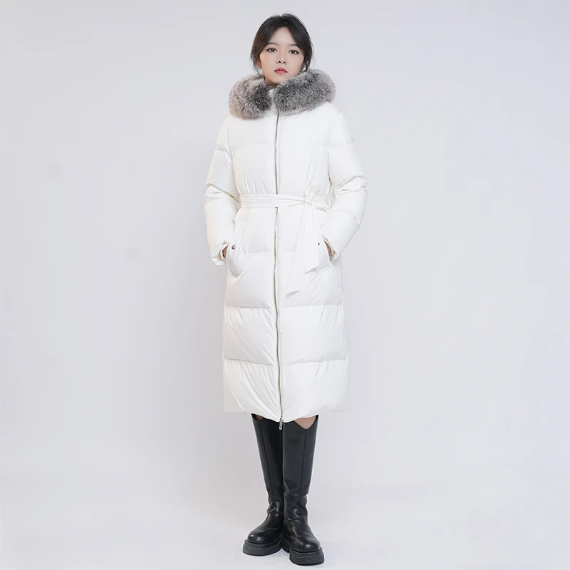典雅轻奢 进口高密90鹅绒轻盈户外羽绒服大毛领 24785