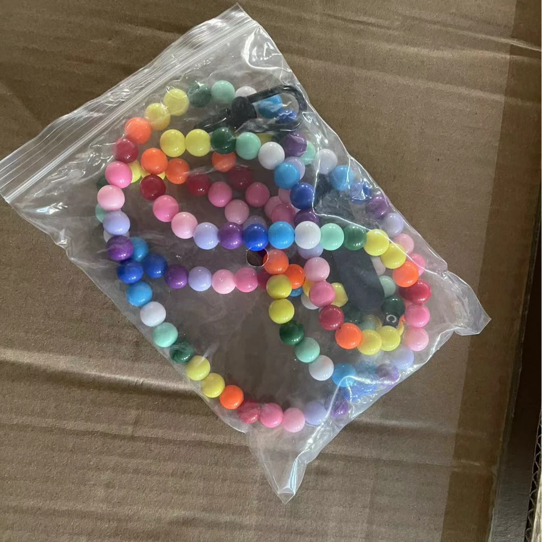 手机挂链彩虹色，时尚个性