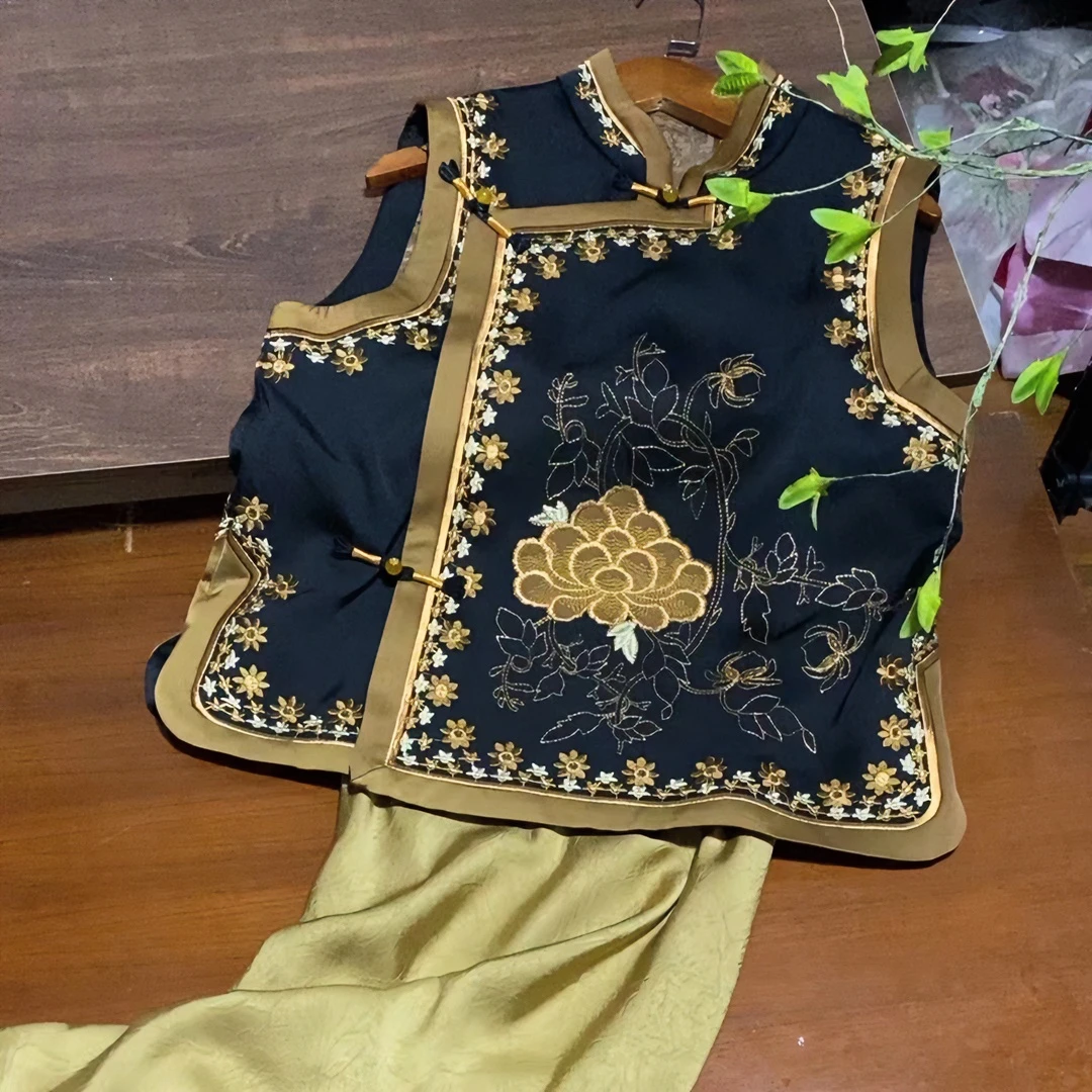 【新中式 ·金梅草】孤寂之美重工刺绣中国风马甲秋复古女士气质马夹