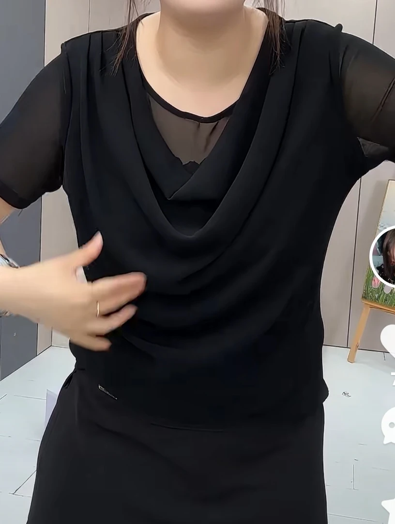 堆堆领～拼接黑色小衫～zcy