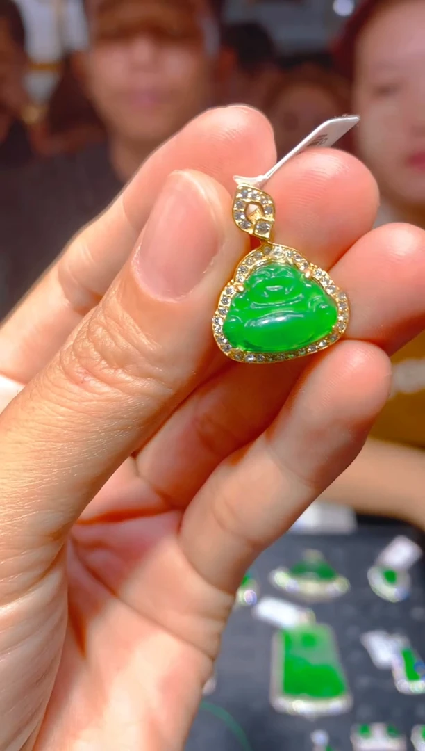 【闪购商品】定制翡翠未镶嵌100定制翡翠-多样性发货（发其一）