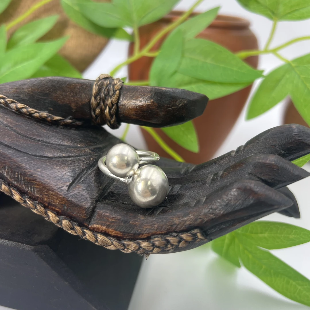 925银戒指 s925银泰国原创设计复古气质光面百搭圆珠戒指