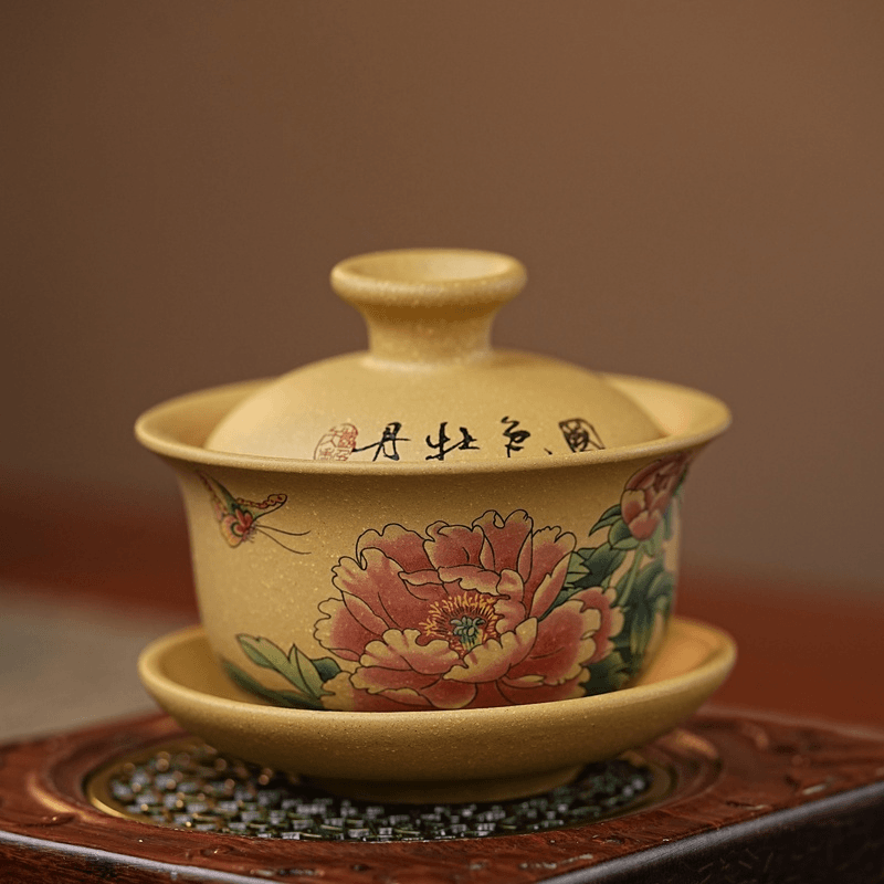 宜兴原矿冷黄金段泥手工点彩牡丹花紫砂盖碗 A078