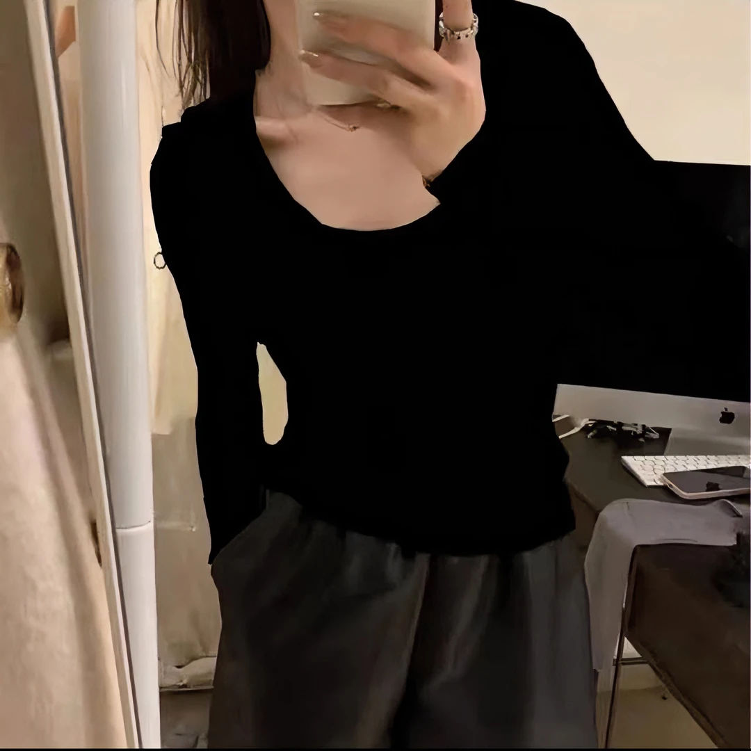 BL jia@秋冬百搭U领坑条显瘦上衣