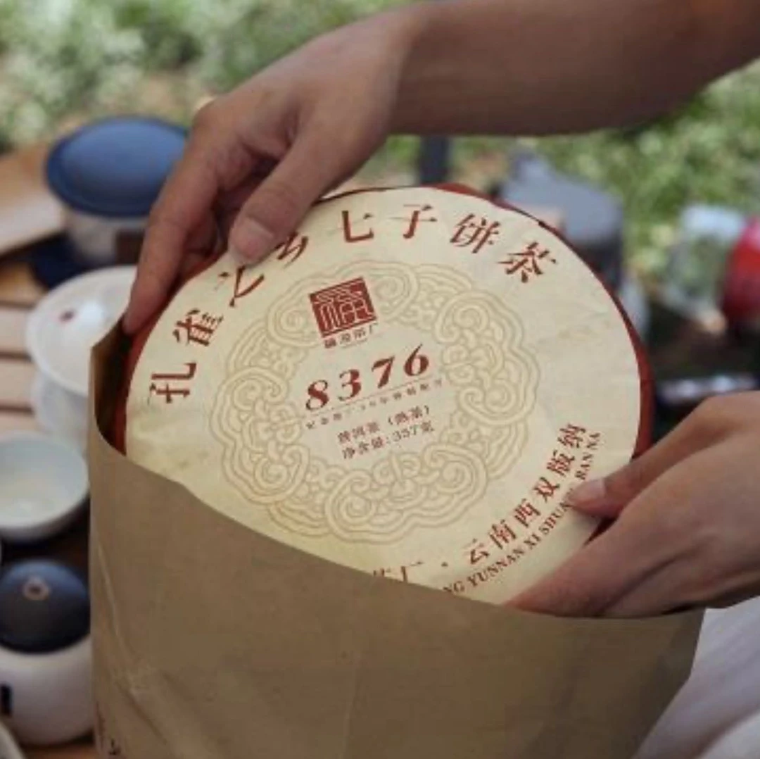 普洱熟茶 福海茶厂2022年8376熟饼 357克