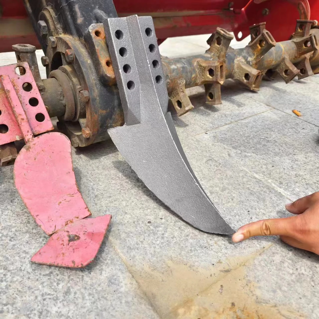 新款旋耕机中间犁铸钢一体220型250型小犁头 旋耕机配件连云港