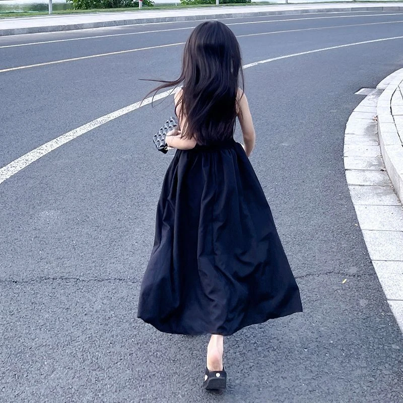 女童连衣裙夏季儿童小黑裙休闲长裙女大童洋气时髦无袖科学x