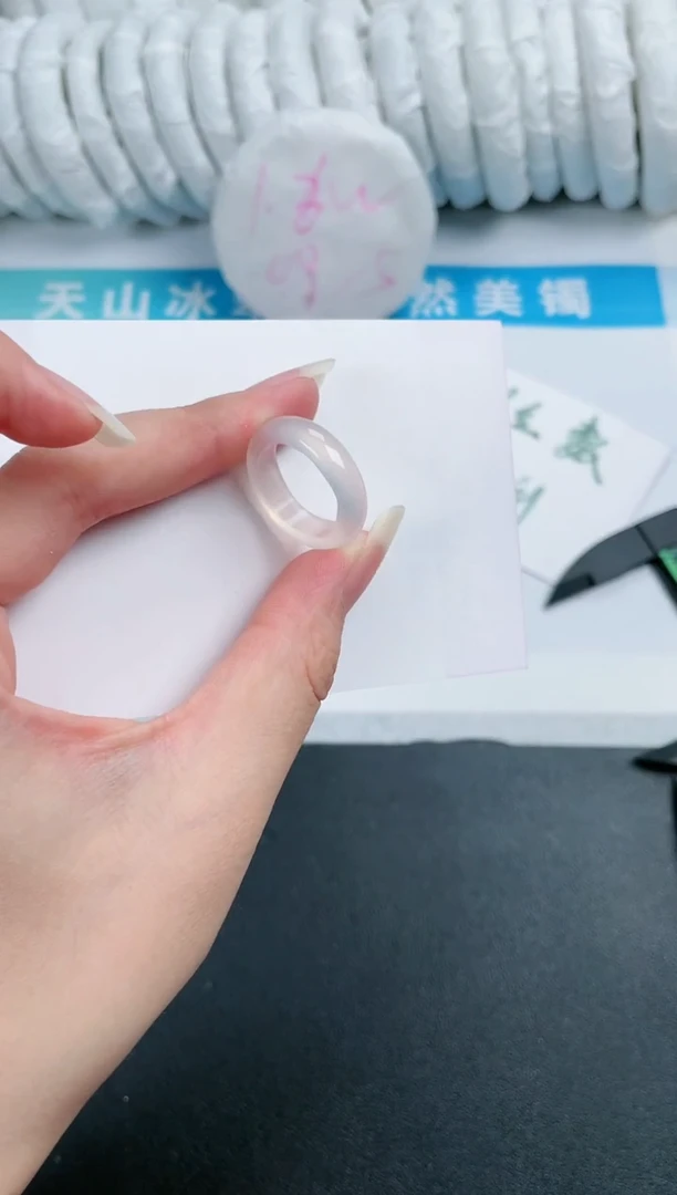 【闪购商品】石英质玉戒指未镶嵌1111