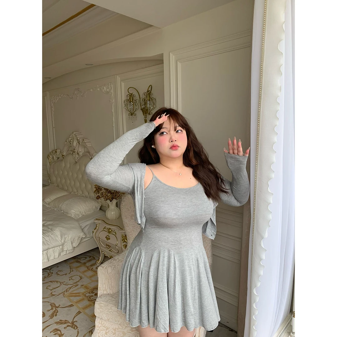 小悦【天菜正妹】胖mm日常大码女装显瘦吊带连衣裙百搭开衫两件套