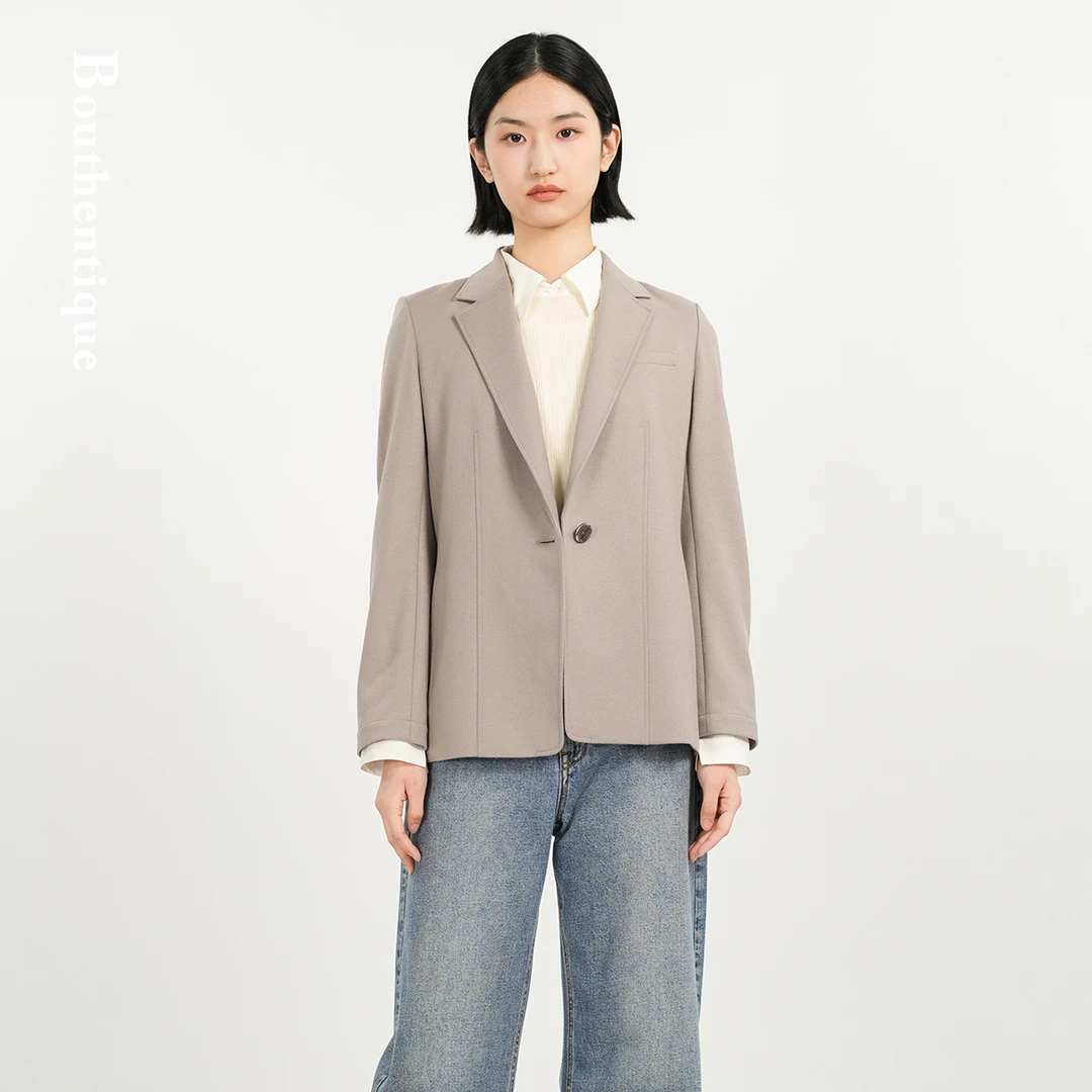 Bouthentique收腰版型平驳领型长袖外套T24111E1M08