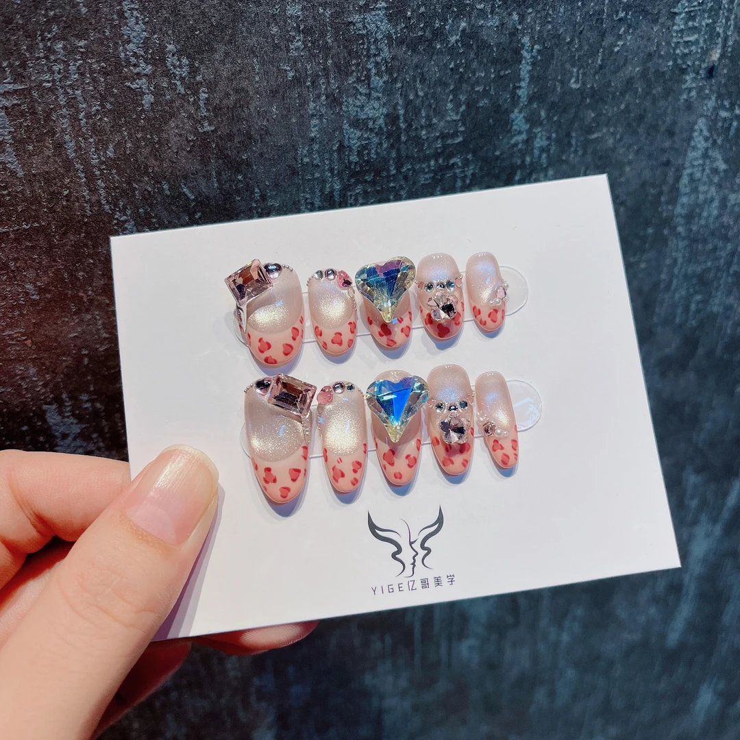 夜宴 亿哥轻奢手工高端穿戴甲