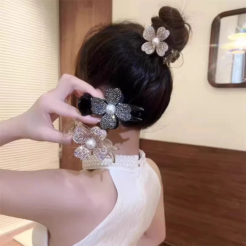 满钻仿珍珠四叶草抓夹花朵发夹女丸子头发饰高马尾固定神器头饰