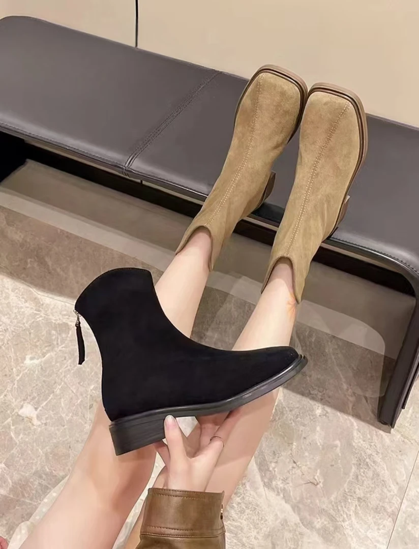 小敏家 清货~就几双 高级感绒面方头切尔西靴 洋气小裸靴1859-1