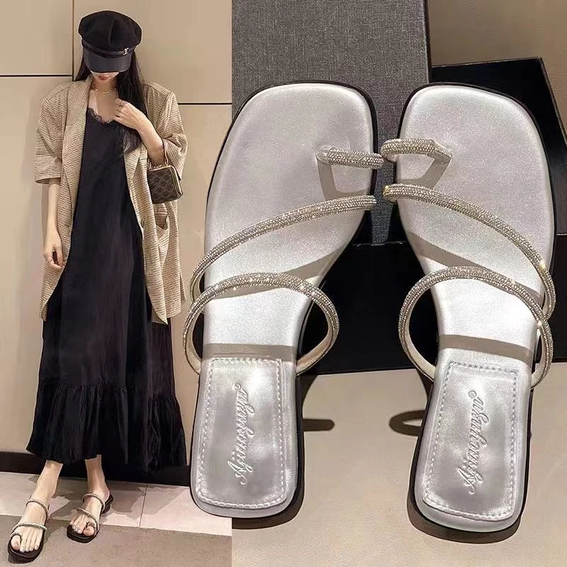 小敏家 仙女风夹趾拖 法式时尚百搭粗跟拖鞋女夏外穿一字拖鞋W-28