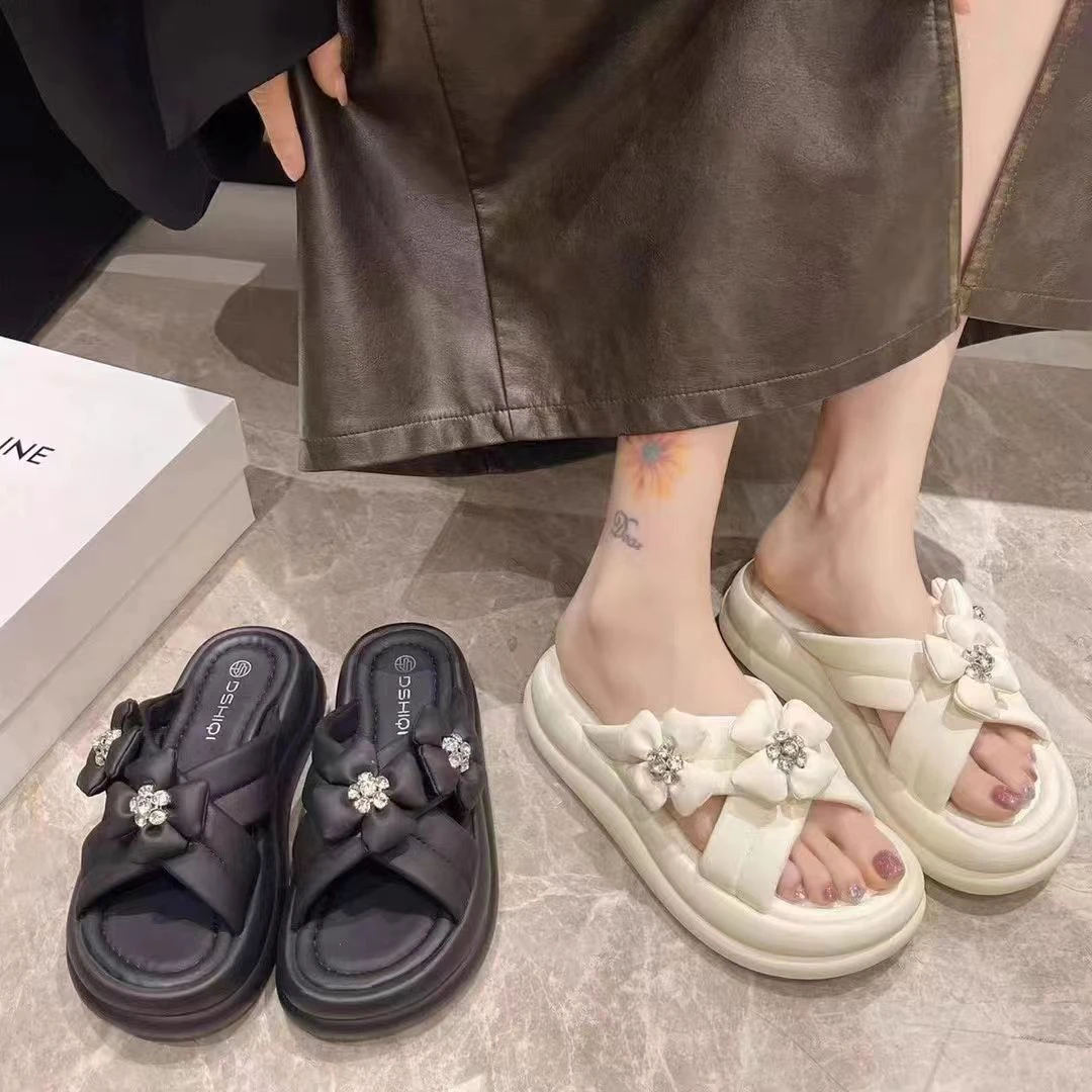 小敏家 新款花朵拖鞋女夏 亮钻厚底仙女风超火交叉一字拖