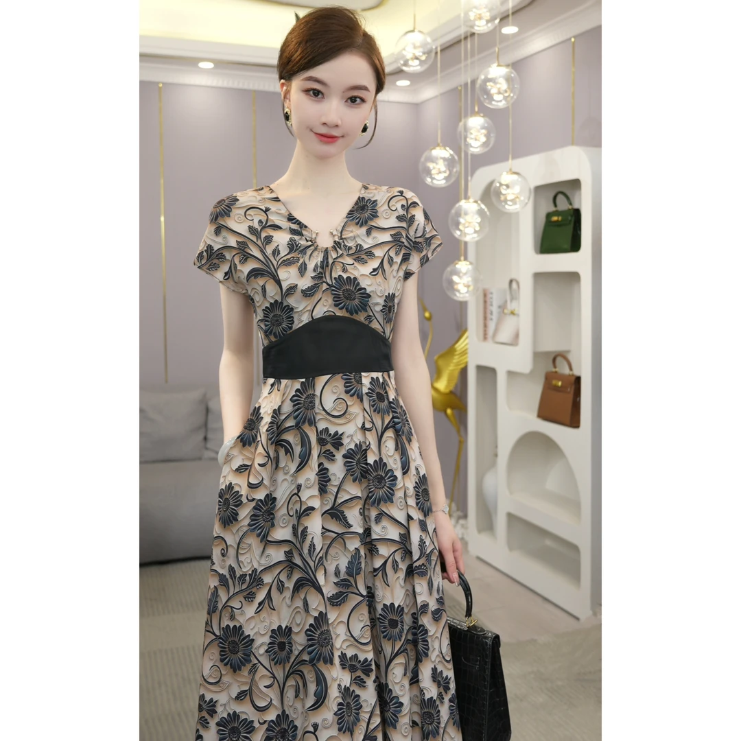 唐熹2026夏季新款【X24-X156】图腾立体印花收腰显瘦修身生日裙子