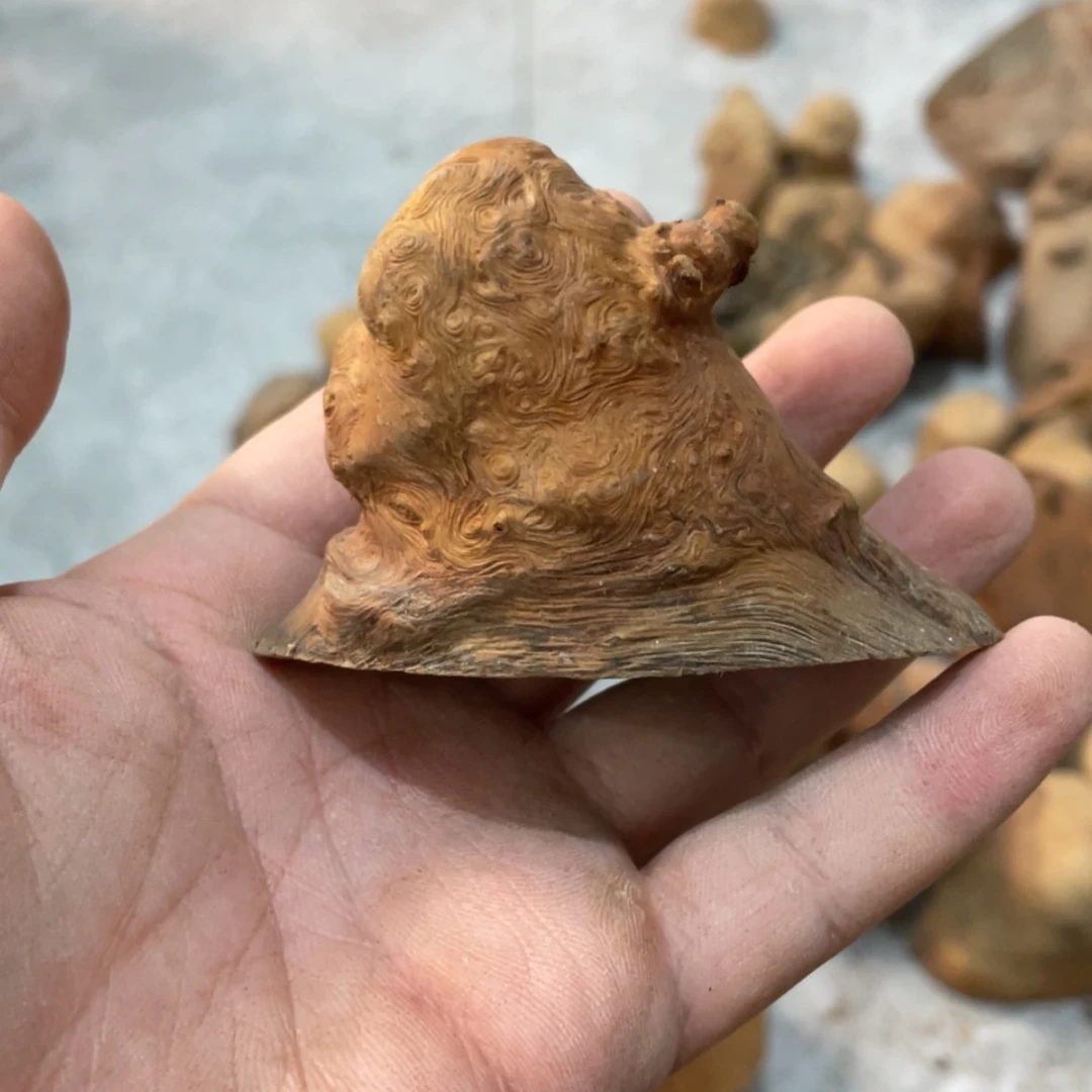 【闪购商品】荔枝木巭*