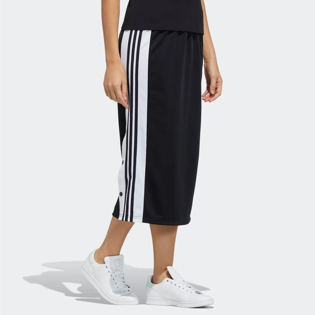 adidas阿迪达斯三叶草女子运动休闲半身裙H39022夏季条纹时尚高腰