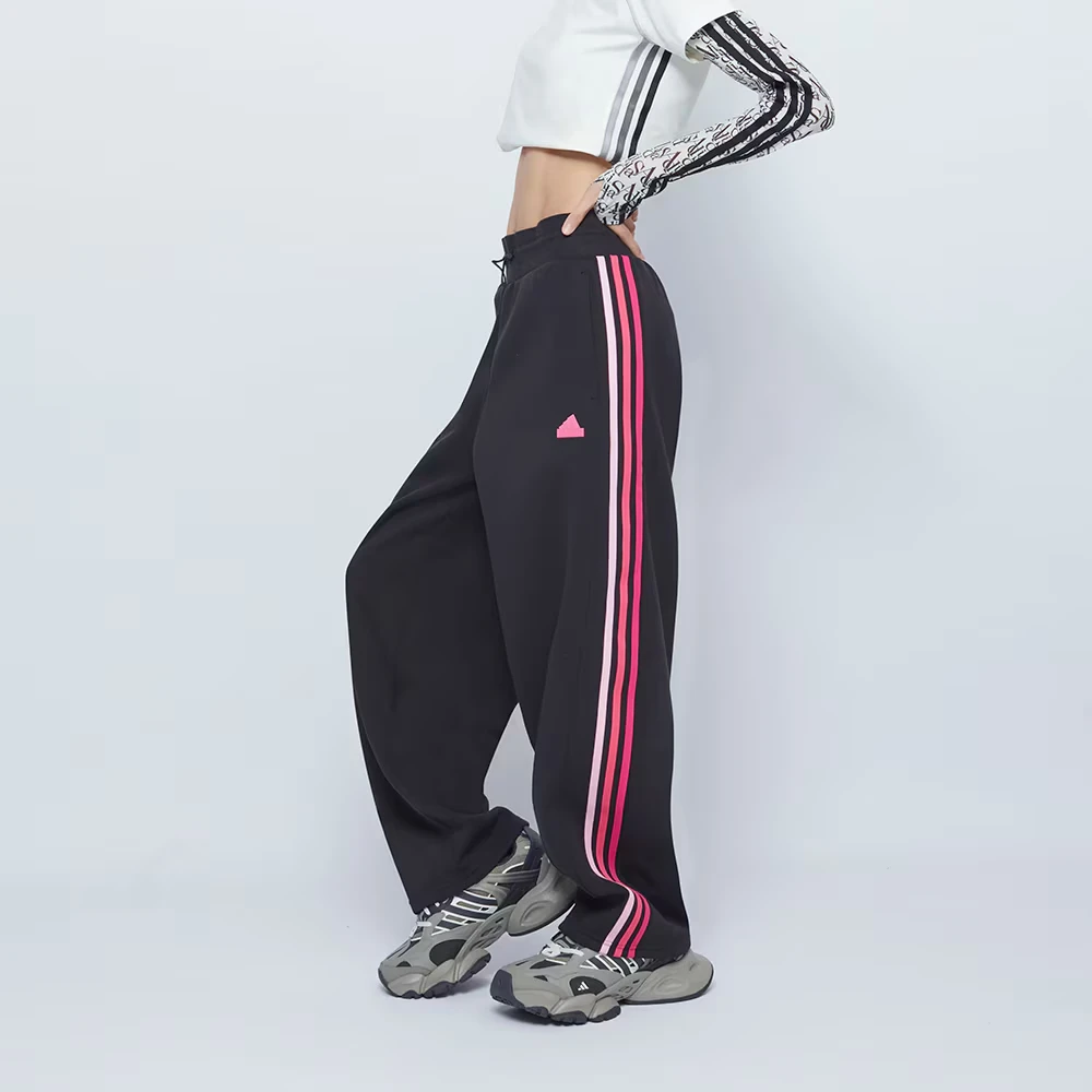 adidas阿迪达斯女款新款宽松舒适香蕉裤扭扭裤JJ3565雅丹欧若风