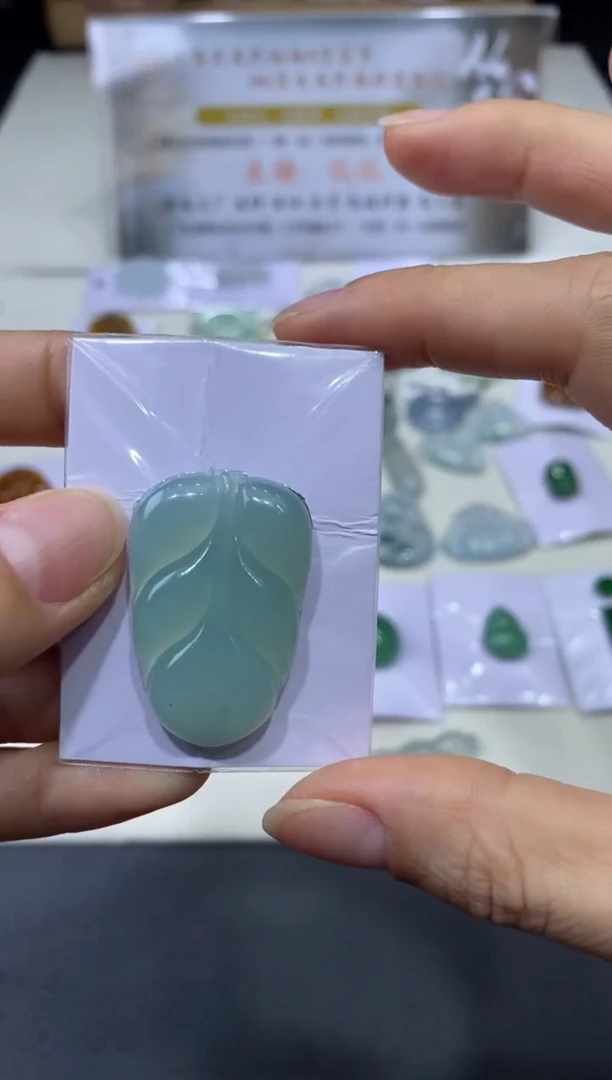 【闪购商品】翡翠裸石翡翠未镶嵌