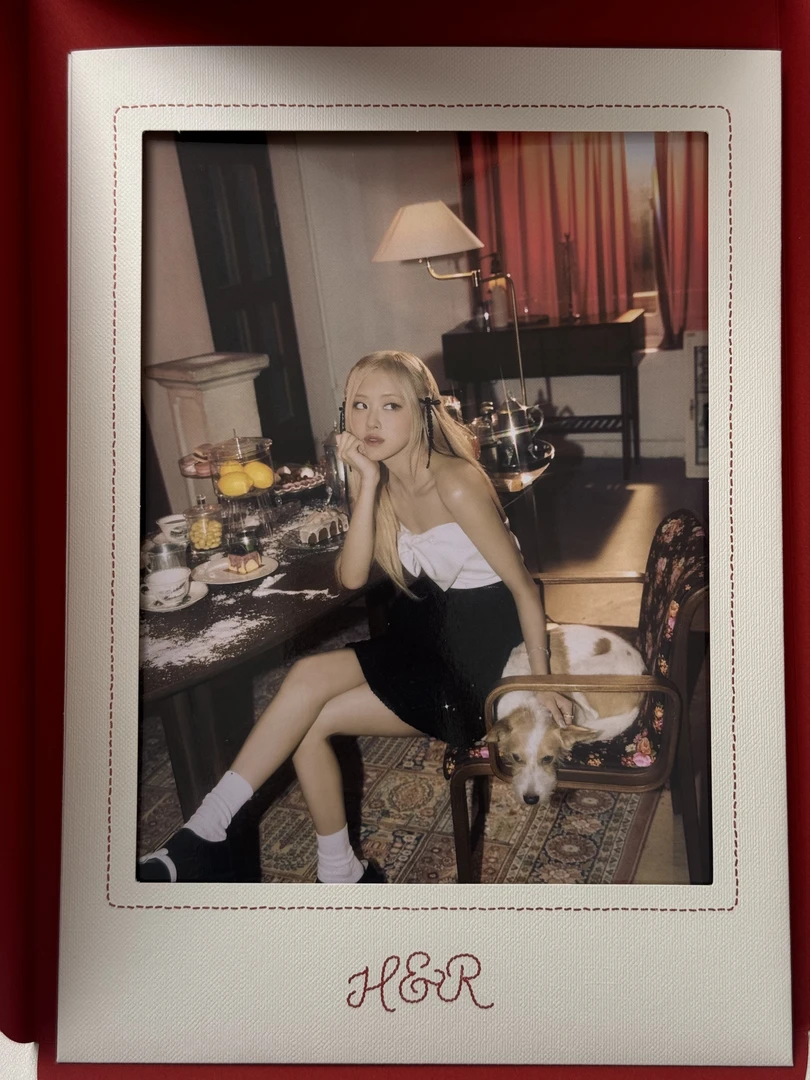 国内现货朴彩英rose台历周边[H&R] 仅相框无小卡海报