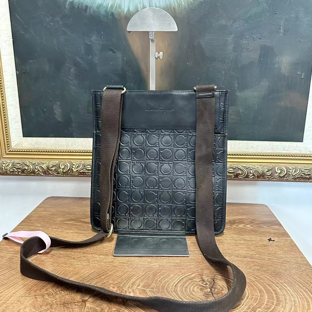 95新 FERRAGAMO/菲拉格慕 菲拉格慕单肩包/ 89201