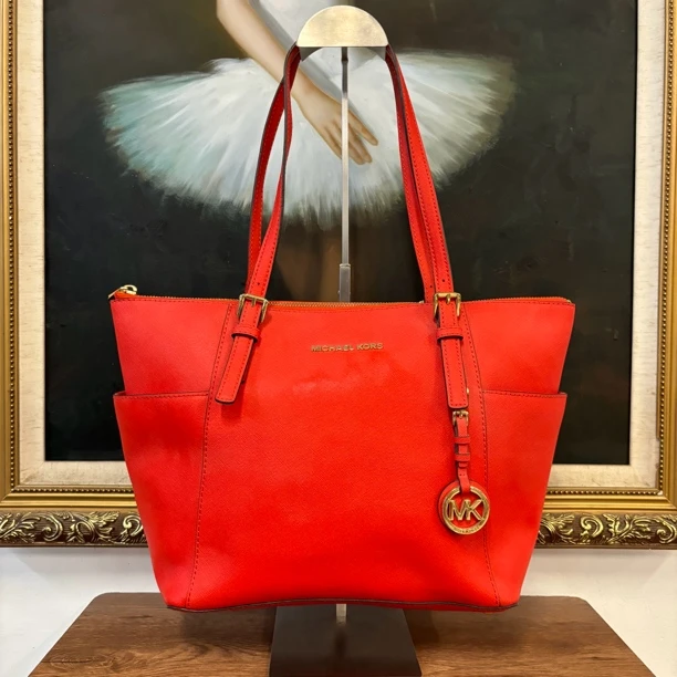 95新 MICHAELKORS/迈克高仕 mk双肩包/90599