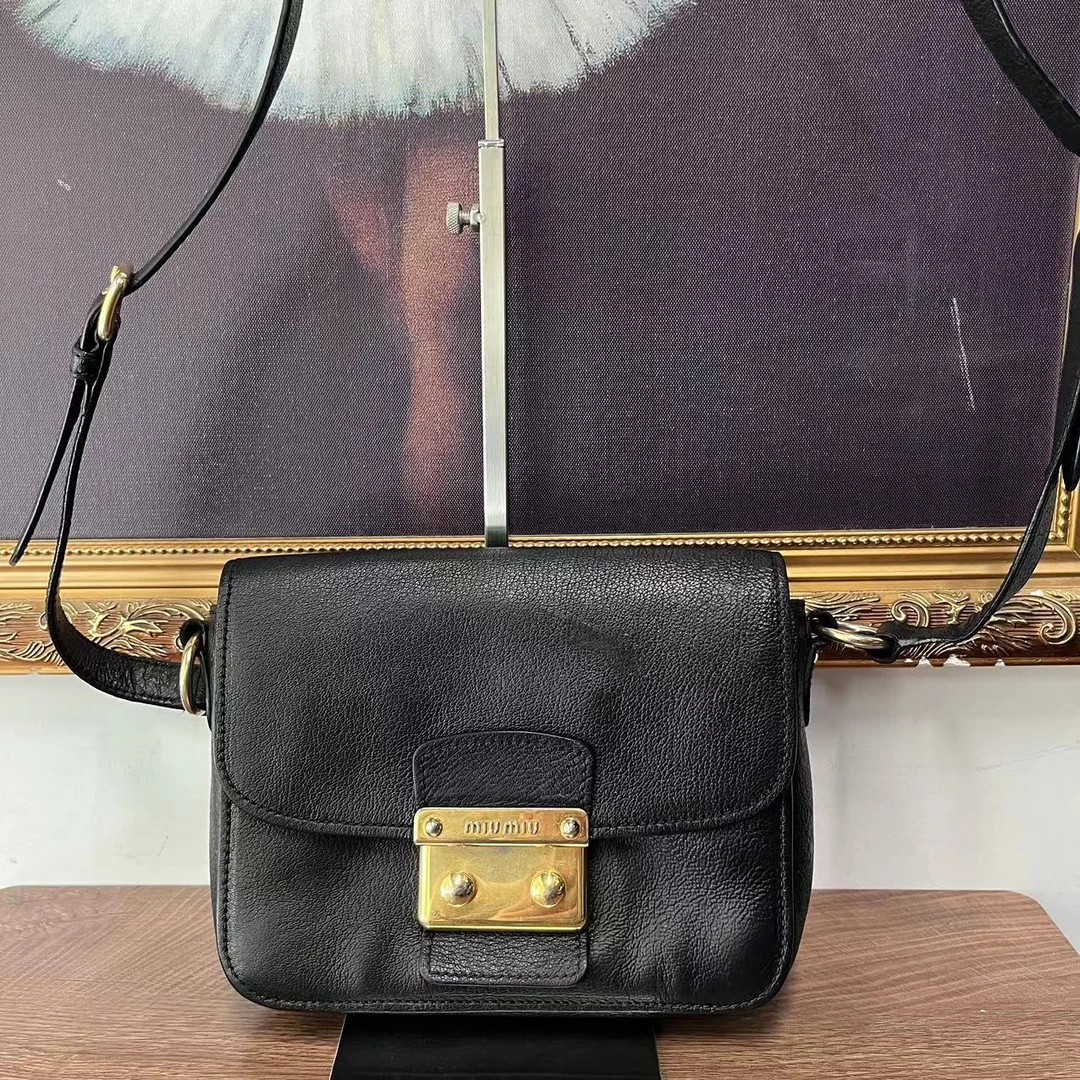 95新 MIU MIU/缪缪 miu miu单肩包/81580