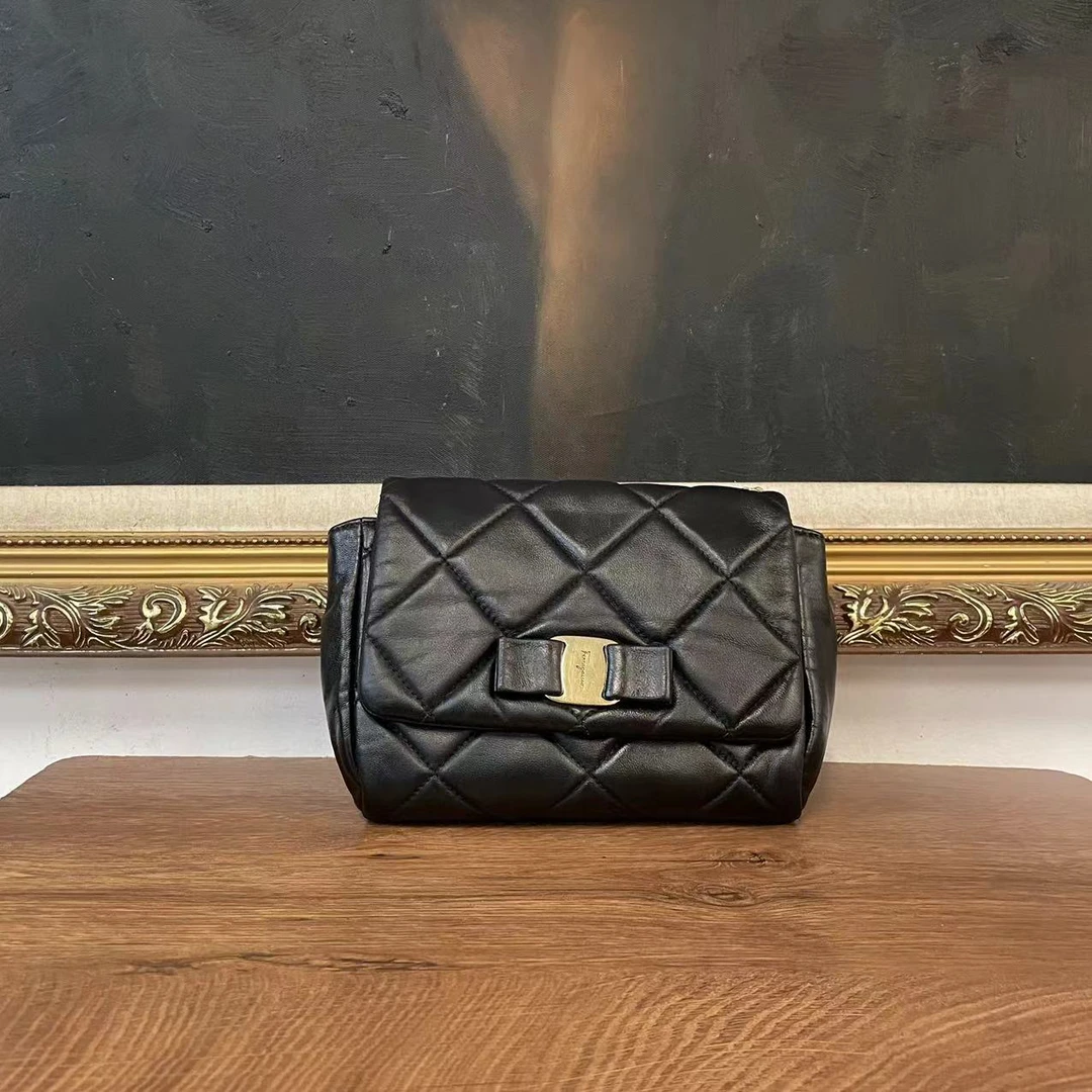 95新 FERRAGAMO/菲拉格慕 单肩包/90947