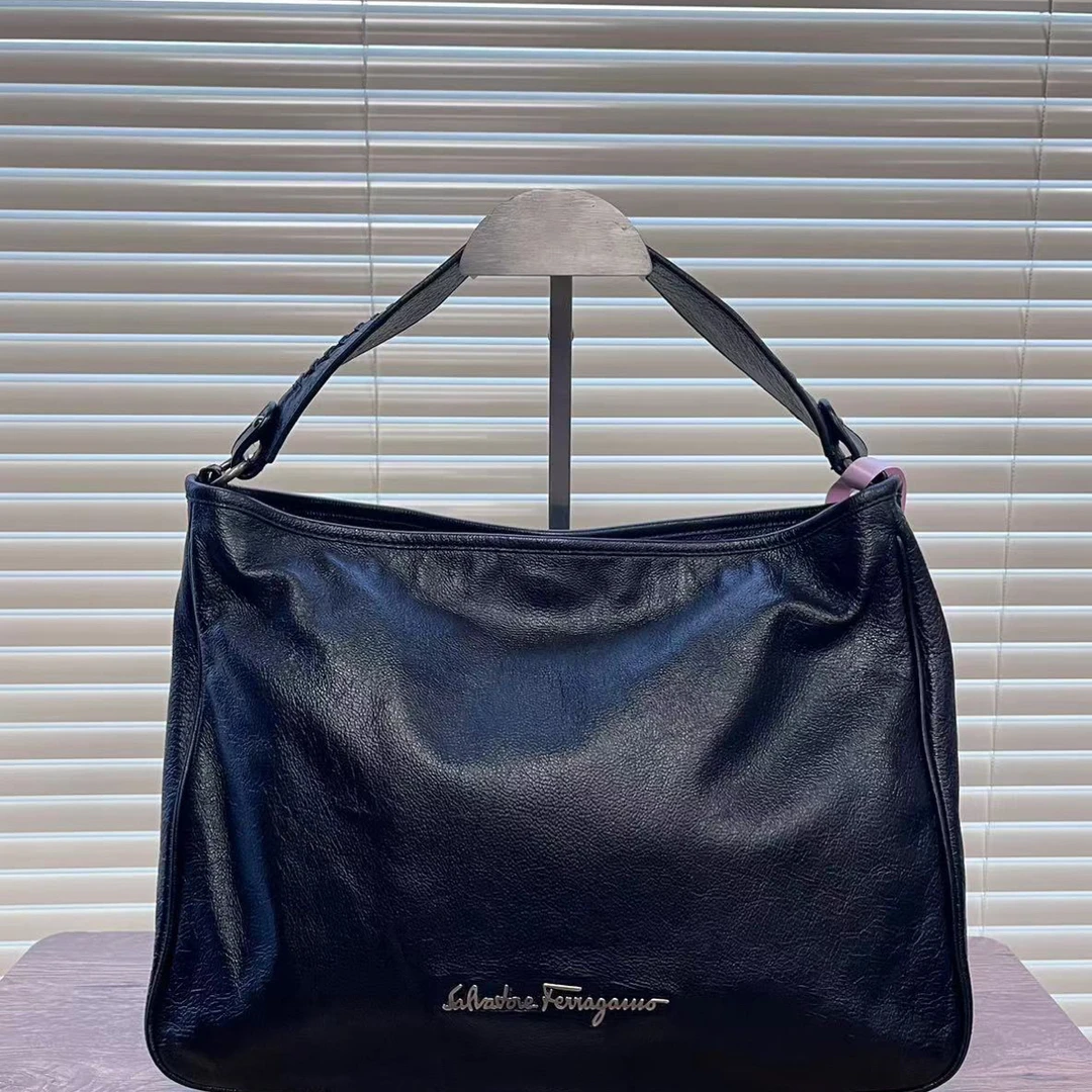 95新 FERRAGAMO/菲拉格慕 菲拉格慕单肩包/ 87874