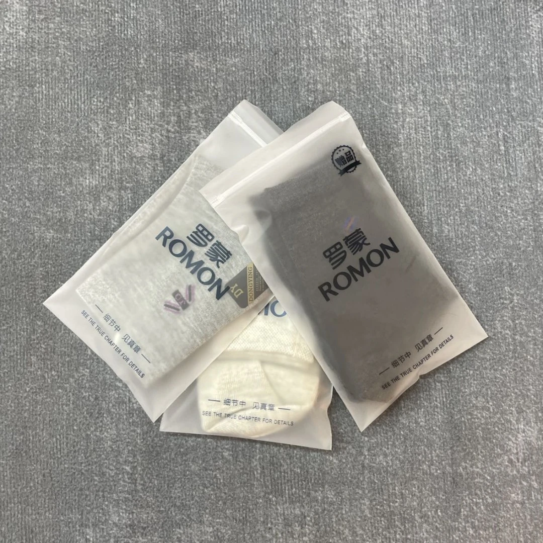 袜子随机颜色一双