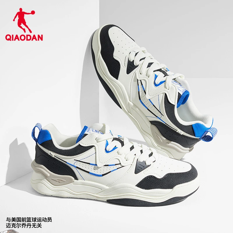 中国乔丹运动鞋男鞋2025春季红色新年款潮流透气低帮板鞋休闲鞋子