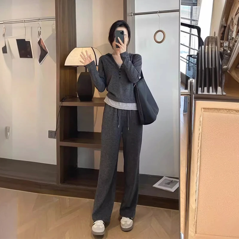 糯米休闲时尚减龄假两件连帽外穿套装女早春新款女士宽松显瘦百搭