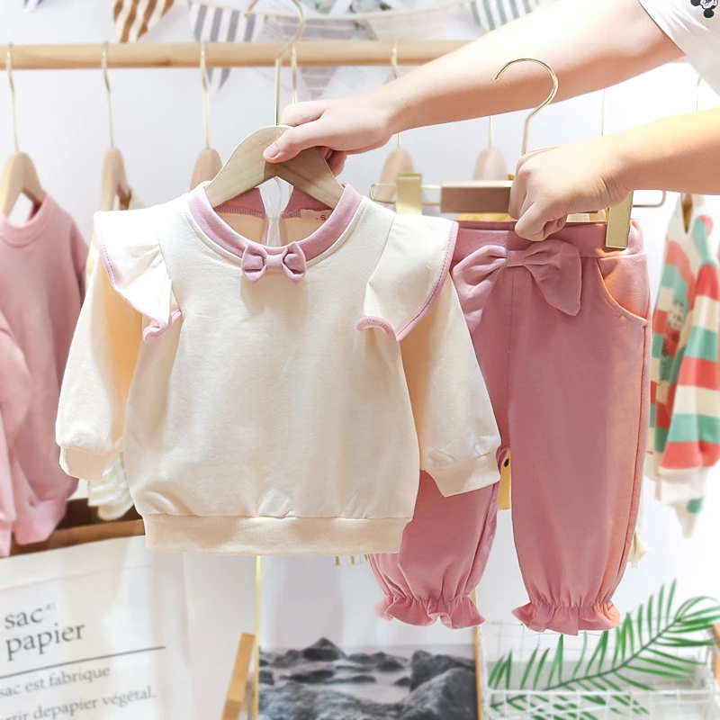 女宝宝秋装套装0一1-2-3岁韩版婴儿衣服外出服洋气小女孩两件套潮