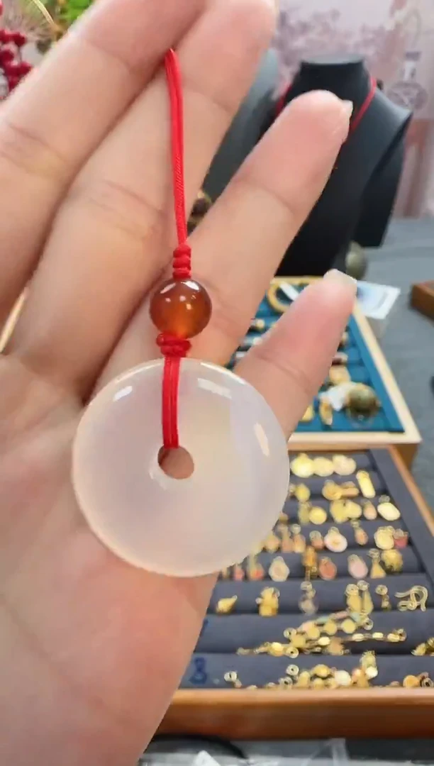 【闪购商品】玉髓吊坠未镶嵌挂件