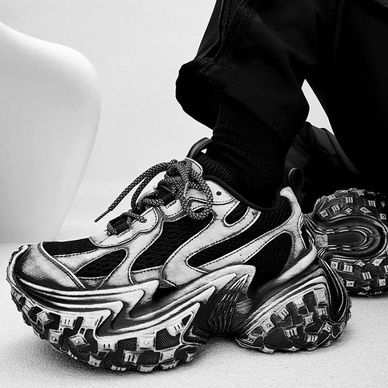 巴黎榴莲厚底轮胎鞋男潮牌小众黑武士增高老爹鞋女情侣做旧运动鞋