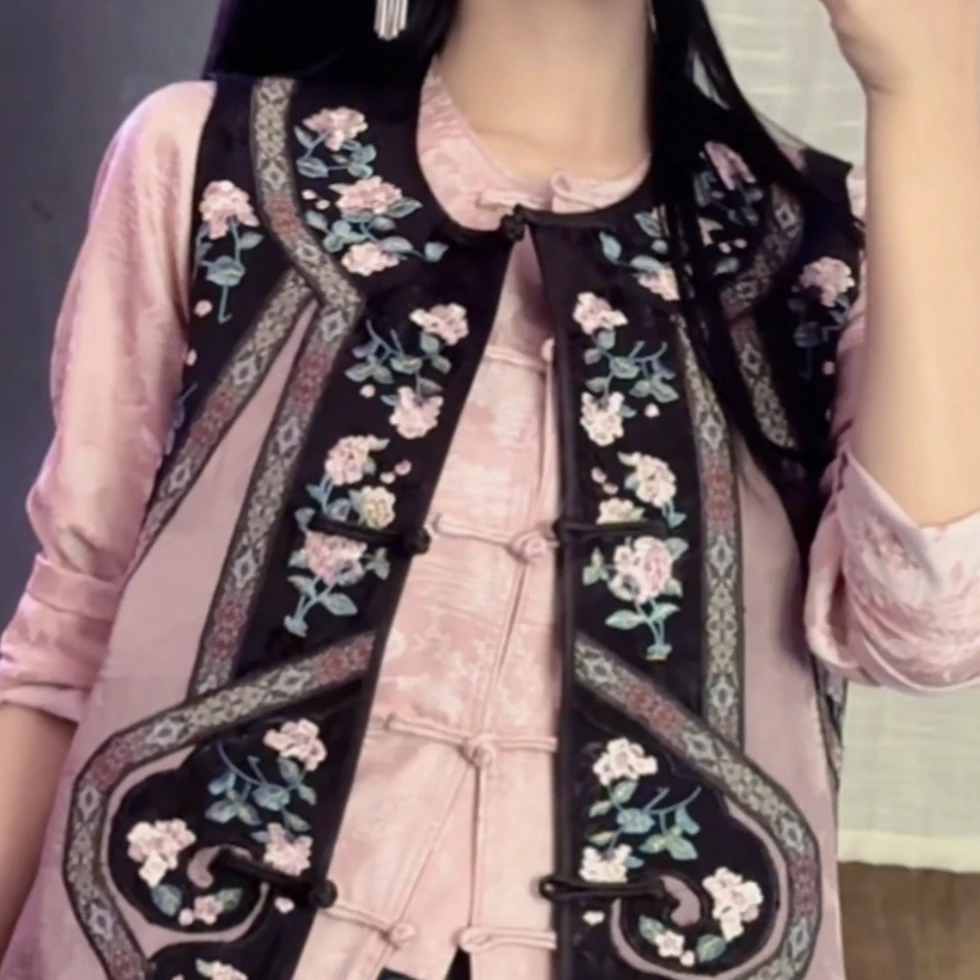 慧质兰心 芳华设计新中式复古国风重工刺绣国风马甲四季款马甲