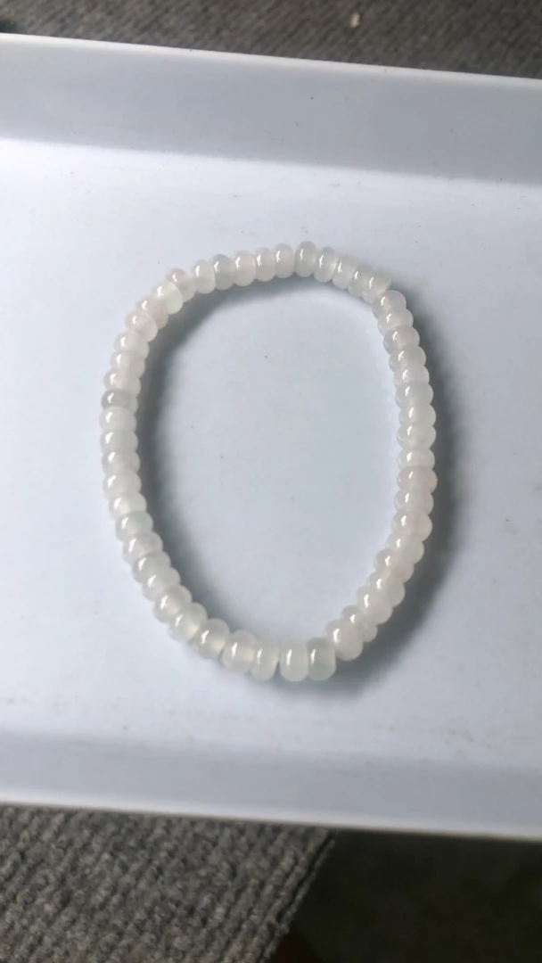 天然缅甸翡翠A货卡5.8冰透白月光算盘珠手链